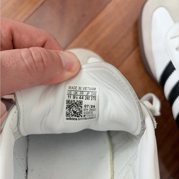 Adidas Samba White and Black Trainers - Picture 10 of 10